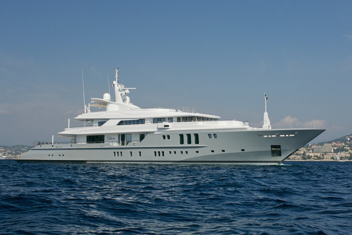 who owns motor yacht siren